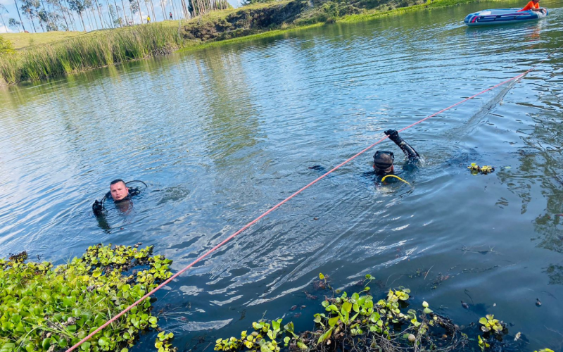 Rescatan cuerpo de joven en laguna de Molagavita