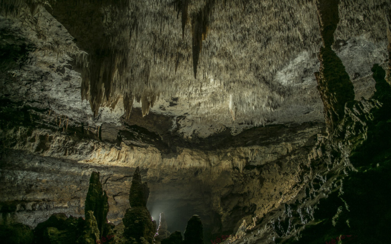 Niña murió tras expedición en cueva de Santander