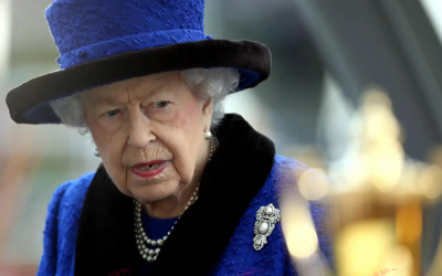 La Reina Isabel II en delicado estado y bajo supervisión