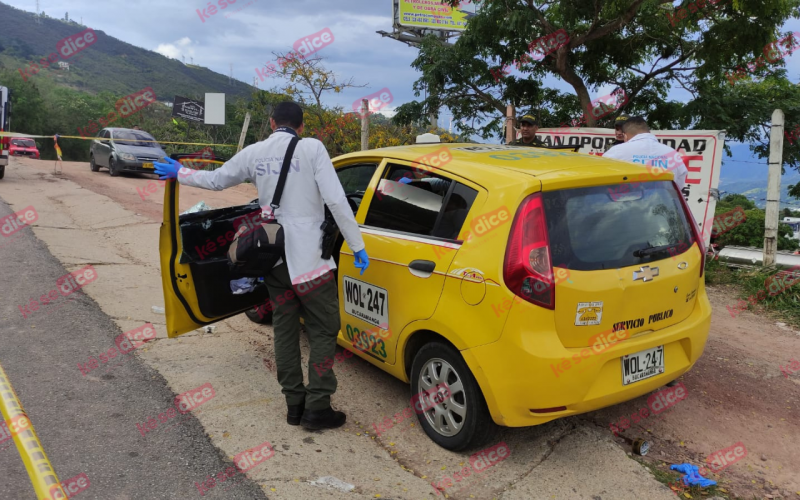 Taxista asesinado a tiros en vía al aeropuerto de Lebrija