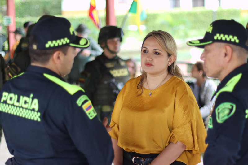 Llegan 100 policías más para puntos críticos del Área