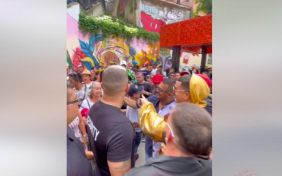 Video: Doble de Daddy Yankee causó furor en Medellín
