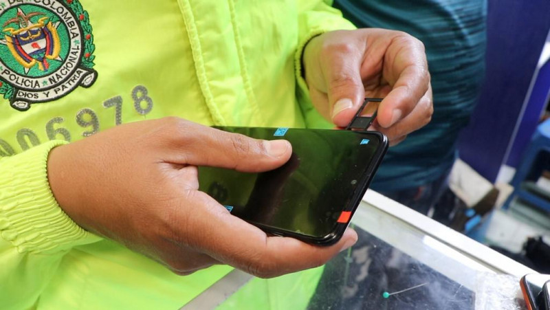 Policía adelanta operativos para prevenir hurto a celulares