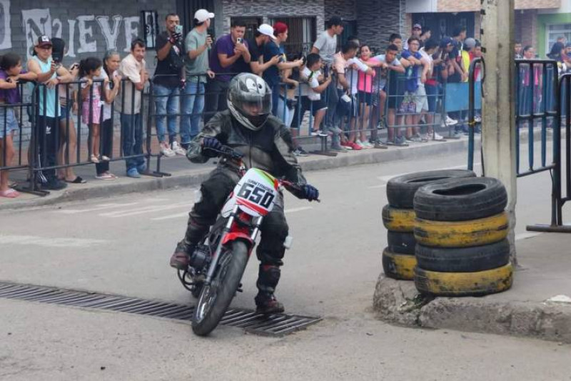 Hay ‘Moto velocidad’ en el ‘Municipio Piñero’