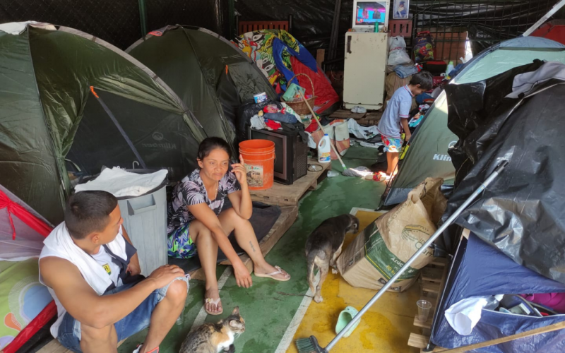 Emergencia en Bucaramanga: el drama de las familias desalojadas por el colapso de viviendas y vías