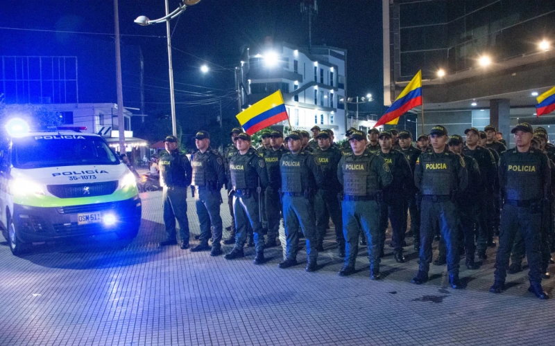 ¡La seguridad se fortalece en Barrancabermeja! Llegan 57 uniformados de la UNIPOL para combatir la delincuencia