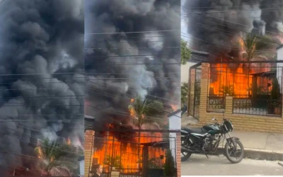 Bomberos de Bucaramanga controlan incendio en fábrica de colchones: Un perro es rescatado entre las llamas