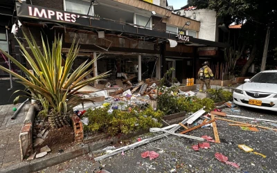 Explosión en papelería de Medellín deja 14 heridos