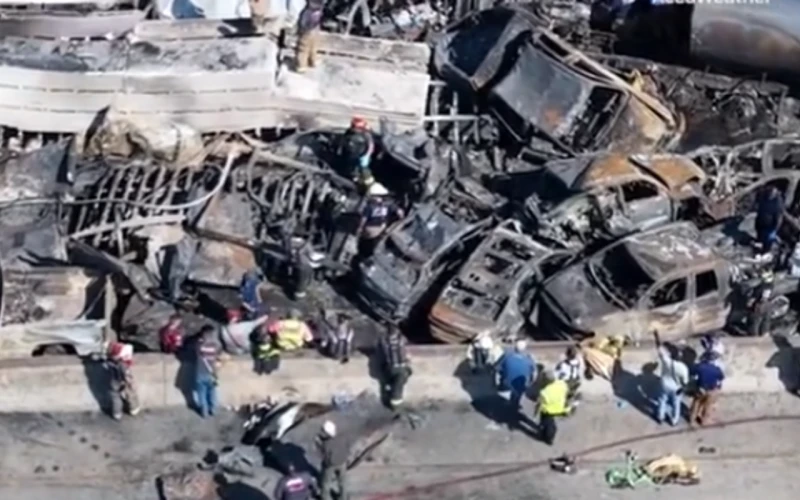 Impactante Choque múltiple en New Orleans, cobró la Vida de 7 personas.