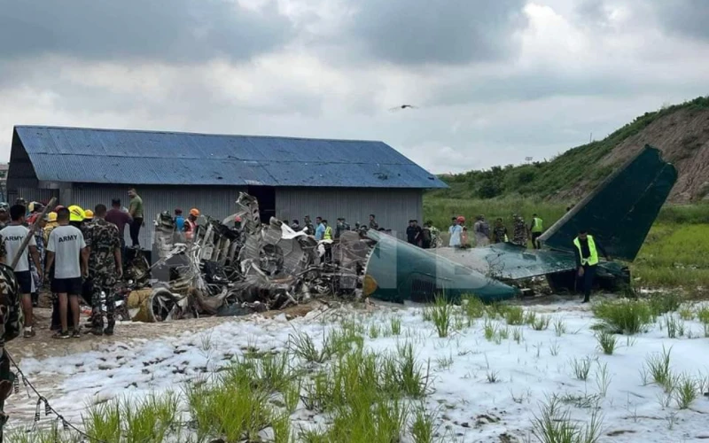 Accidente aéreo en Nepal: 18 muertos y único sobreviviente es el piloto