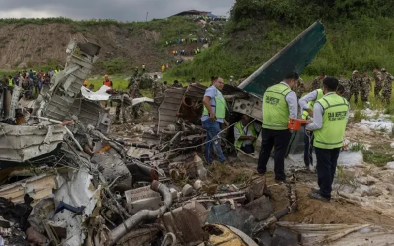 Accidente aéreo en Nepal: 18 muertos y único sobreviviente es el piloto