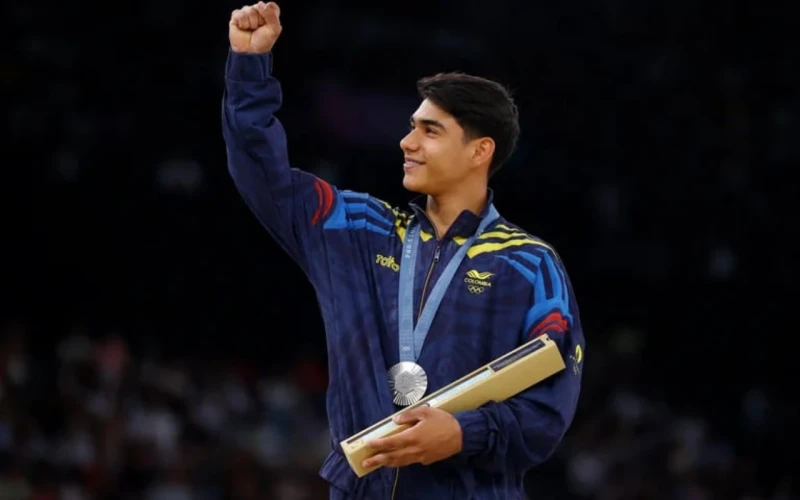 Ángel Barajas hace historia: Primera medalla olímpica para la gimnasia colombiana