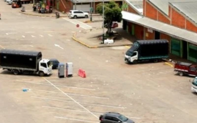 Bucaramanga deja de recibir casi un 60% de alimentos debido al paro de transportadores