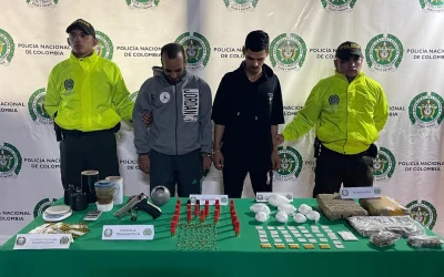 Capturados dos delincuentes por microtráfico y armas en Piedecuesta
