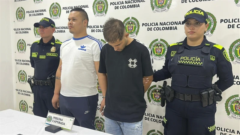 Policía captura a dos hombres por hurto de $25 millones en Floridablanca