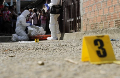 ¡Otra noche de horror en Floridablanca! Balacera dejó un muerto y 3 heridos