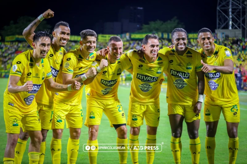 Comienza el sueño por la segunda estrella: Bucaramanga recibe a Santa Fe