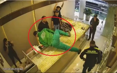 Cayó el 'mensajero' durante el asalto a una joyería en Bucaramanga