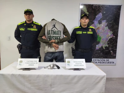 Portaba tremendo 'fierro' por las calles de Piedecuesta