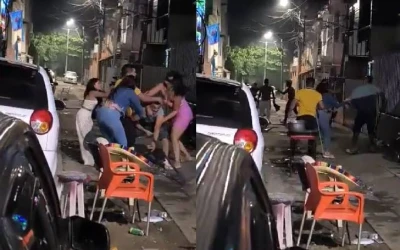 ¡Caos en el Porvenir! Riña con cuchillos y botellas desata pánico en Bucaramanga