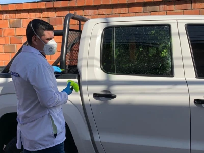 Atacan vehículo del candidato a la Alcaldía de Bucaramanga Cristian Portilla