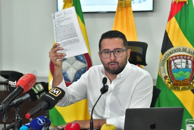 Cristian Portilla alerta por 10 posibles fallas en contratos del alcalde encargado