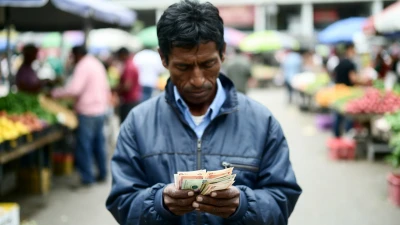 Contratar será más caro: el efecto del nuevo salario mínimo en Colombia