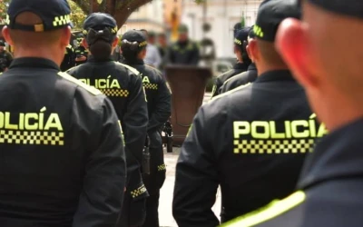 Eln secuestró a cinco policías que iban de civil en un bus en Norte de Santander