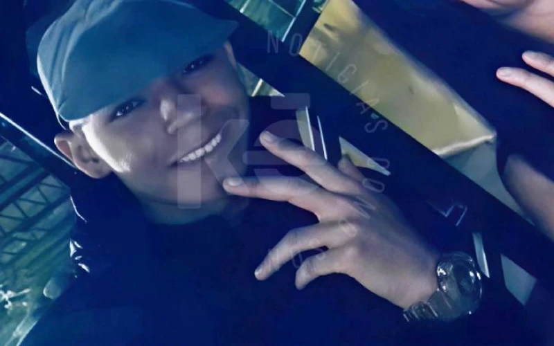 Ke se dice -  fondo blancods adasdasdas