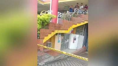 Adulto mayor murió tras caer por escaleras frente a la plaza de mercado de Bucaramanga