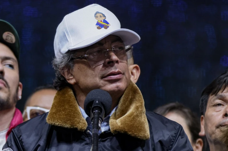 “Es mejor liquidarlas”: Petro lanza dura advertencia a las EPS