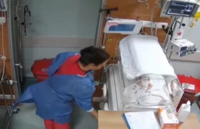 Video revela agresión de una enfermera a una recién nacida en hospital