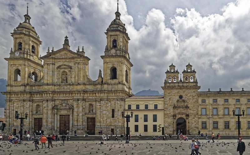 Iglesia Católica pide respeto por la fe tras palabras de Petro sobre Jesucristo