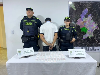 Lo delataron los nervios:  llevaba droga lista para vender en Piedecuesta