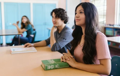 Bucaramanga abre 100 becas internacionales para estudiar pregrados y posgrados virtuales