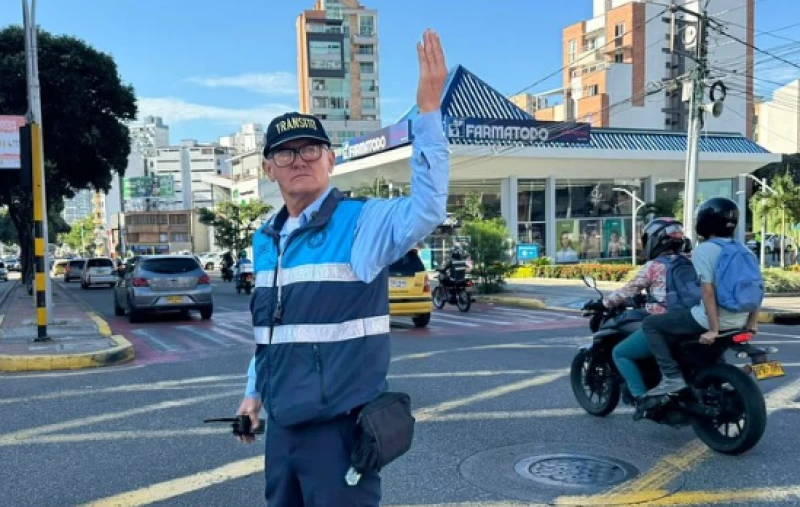 Inmovilizan más de 35 motocicletas mal estacionadas en operativos de control en Bucaramanga