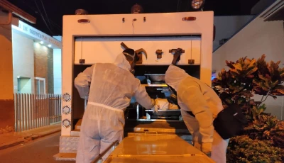 Mujer motociclista murió al enredarse con unos cables eléctricos descolgados en Bucaramanga