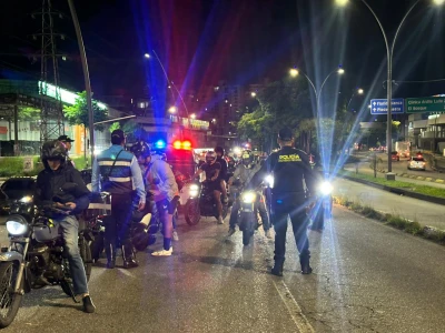 Megaoperativo en Bucaramanga dejó 3 capturados y más de 30 motos inmovilizadas