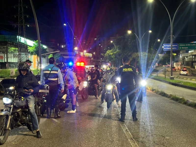 Megaoperativo en Bucaramanga dejó 3 capturados y más de 30 motos inmovilizadas