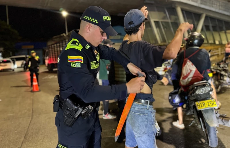 135 motos inmovilizadas y 4 detenidos, en operativos contra piques ilegales en Bucaramanga