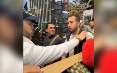 A De la Espriella le gritaron "Viva Cepeda" y rompió el protocolo para responderles