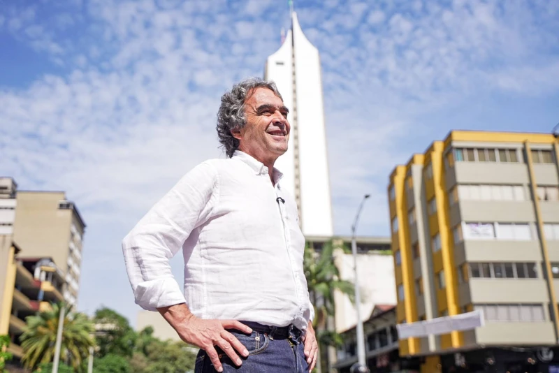 Fuerte ataque de Fajardo contra Cepeda y De la Espriella