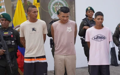 Cayeron los tres sujetos que asesinaron a una líder social y su hijo, en Santander