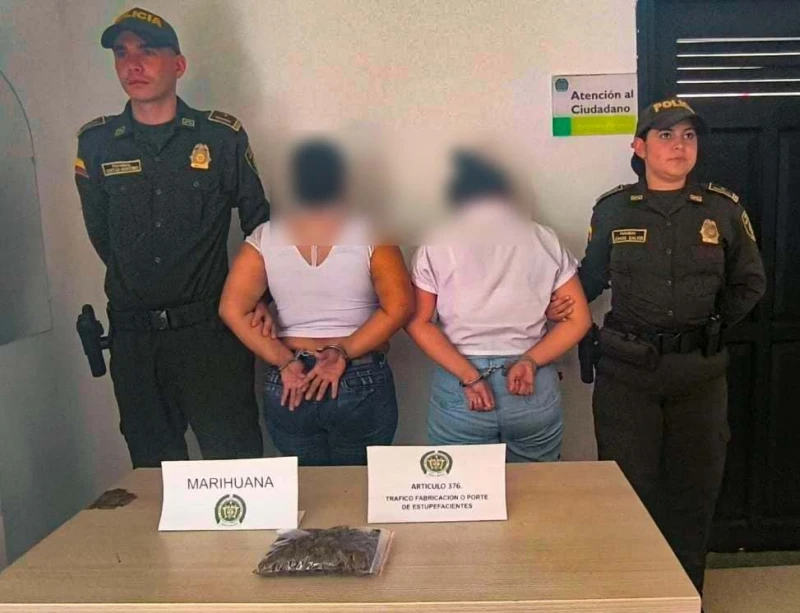 Dos mujeres fueron detenidas transportando narcóticos en Santander
