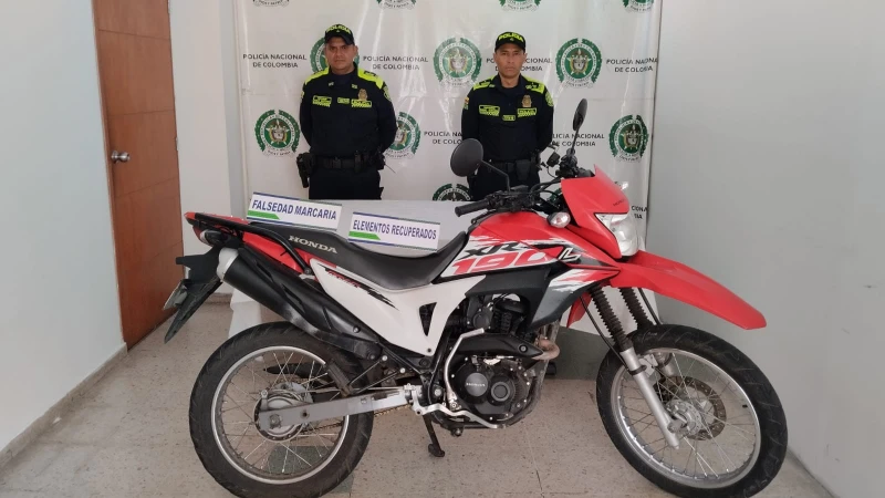 Policía recupera motocicleta requerida por falsedad marcaria en Bucaramanga