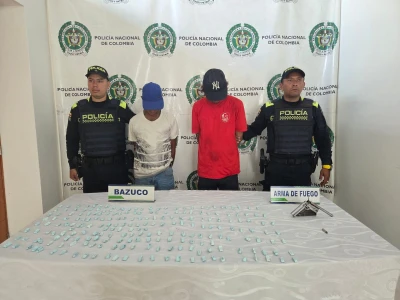 Persecución en Villas de Girardot deja dos capturados con bazuco, en Bucaramanga