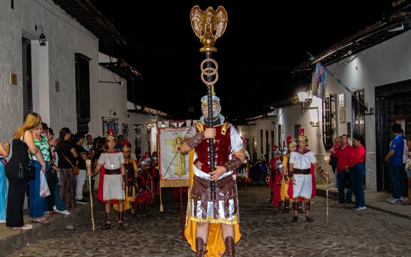 Armaduras, disciplina y devoción: así celebró Girón los 10 años de su Guardia Romana
