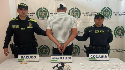 ¡No alcanzó a esconderse! La Policía atrapó a jíbaro armado en el norte de Bucaramanga