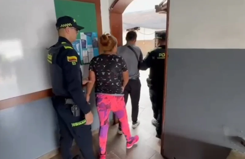 Intentaron salir del país con identidades falsas: los capturaron en el Aeropuerto Palonegro