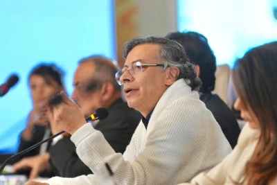 "Qué estaban haciendo esos muchachos que murieron?: Petro critíca operación antinarcóticos